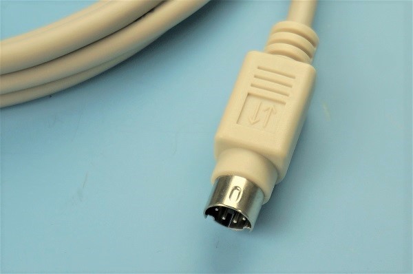 GR10610-001 Mini Din 6P 3